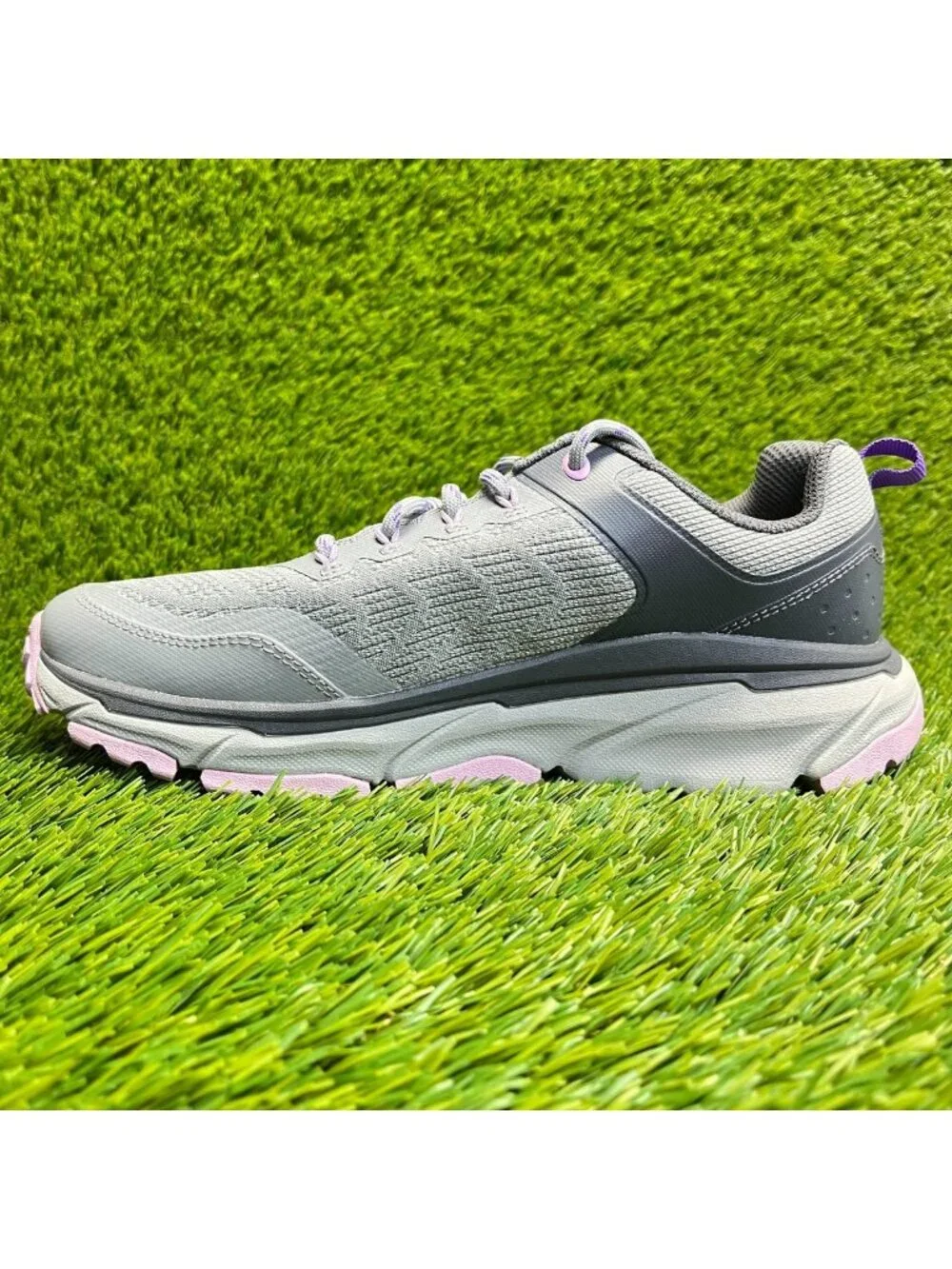 Skechers D'Lux Journey Marigold Womens Size 7.5 Gray Pink Running Shoes Sneakers